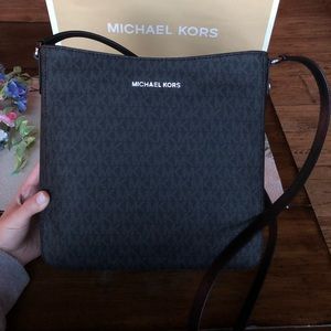 NWT Michael Kors Large Messenger Bag